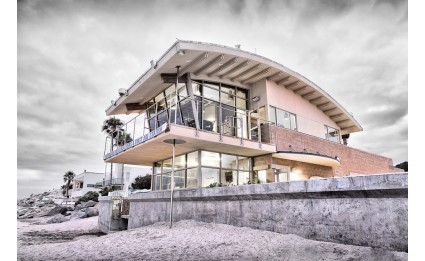 New Del Mar Lifeguard Headquarters