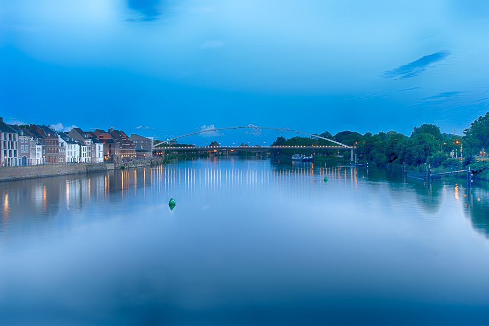 77ec98df dcf3 422e 9561 d7b392c1736c