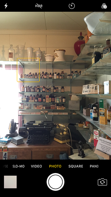 yellow square in doctors office at laws museum